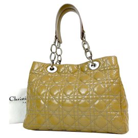 Christian Dior-Dior Cannage Bege couro acolchoado pequeno Dior Soft Tote-Bege