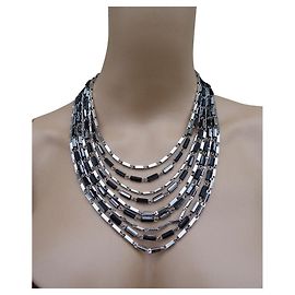 Guy Laroche Colares Preto Prata