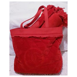 Chanel-Bolso de compras Chanel + toalla nueva-Roja