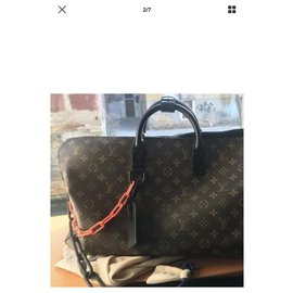 Louis Vuitton-keepall-Castaño