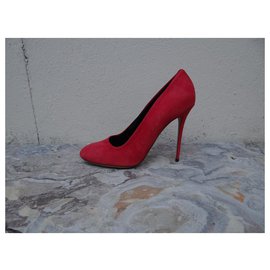 Céline-Heels-Red