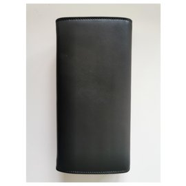 Fendi-Peekaboo Continental Wallet-Black