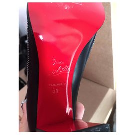 Christian Louboutin-CHRISTIAN LOUBOUTIN, Christian Louboutin Telezip. NEW. 38,5 NEW-Black