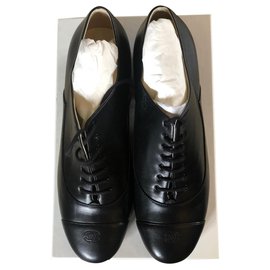 Chanel uniforme Nero