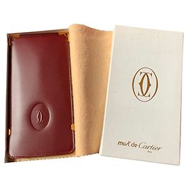 Must de Cartier glasses case Dark red