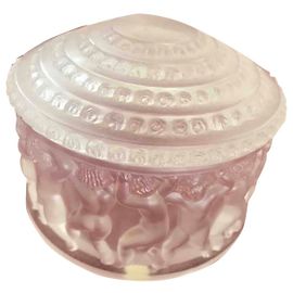 Lalique Bonbonnière chérubins White