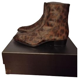 Saint Laurent Botas de camurça com zíper WYATT com estampa de oncinha. Tamanho 43,5 eu Marrom