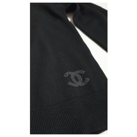 Chanel-Chandails-Noir,Gris
