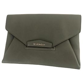 Pochette Givenchy Antigona en cuir gris Gris