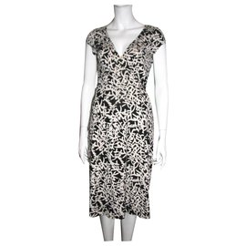 Diane Von Furstenberg-Drapé Kye robe portefeuille-Noir,Blanc