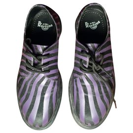 dr martens zebra print