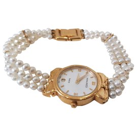 Nina Ricci-Fine watches-Golden