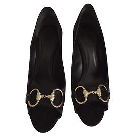 Gucci Crystal Horsebit Pumps Preto
