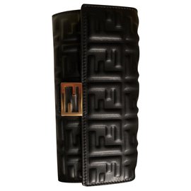 Fendi-Gorgeous continental wallet nappa matisse FF embossed-Black