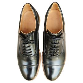 richelieu Robert Clergerie new condition Black