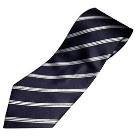 Giorgio Armani Cravatte Jacquard de seda listrado azul escuro Gravata tradicional Azul escuro