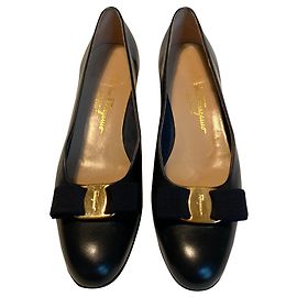 Salvatore Ferragamo Pompe Ferragamo Vara Vintage Noir