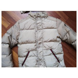 Gucci-GG supreme-Beige