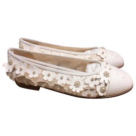 Chanel-Zapatillas de ballet-Blanco