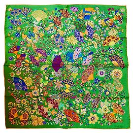 Hermès TECIDOS FLORES E BORBOLETAS Multicor