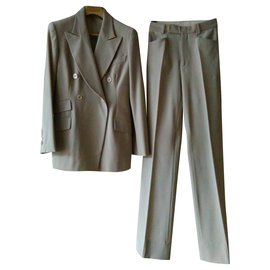 Gucci-GUCCI Tailleur con pantalones-Gris