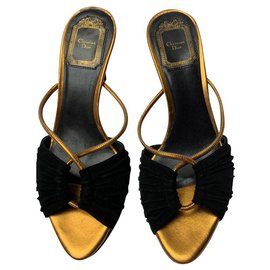 Christian Dior-Chinelas de tacón de aguja negras y doradas-Negro,Dorado