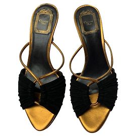 Christian Dior Mulas Dior em preto e dourado Preto Dourado