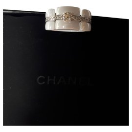Chanel-ANILLO ULTRA NUEVO NUNCA USADO-Blanco