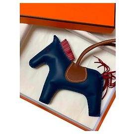 Hermès Rodeo charm GM Brown Blue Fuschia