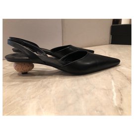 Loewe-Egg heels-Black