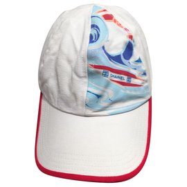 Chanel-Hüte-Weiß,Rot,Blau