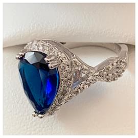 Autre Marque-Splendide Bague en Or Blanc 10 k +Saphir poire :de >3.5 cts entouré de diamants-Bleu foncé