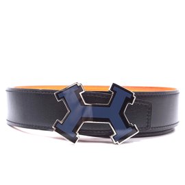 Hermès-Hermès 32mm Street Enamel H Taille de ceinture en cuir réversible 85-Noir