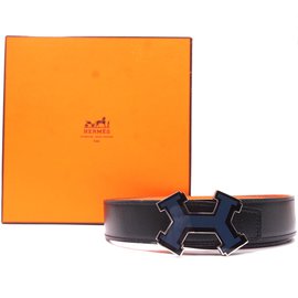 Hermès-Hermès 32mm Street Enamel H Taille de ceinture en cuir réversible 85-Noir