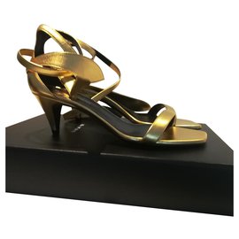 Saint Laurent-Charlotte-Golden