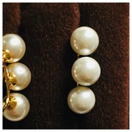 Céline-Earrings-White