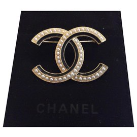 Chanel-Broche Chanel Negro y Perla-Dorado