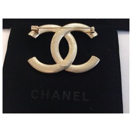 Chanel-Broche Chanel Negro y Perla-Dorado