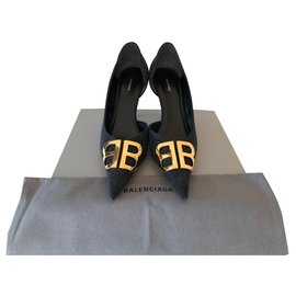 Balenciaga-Heels-Black