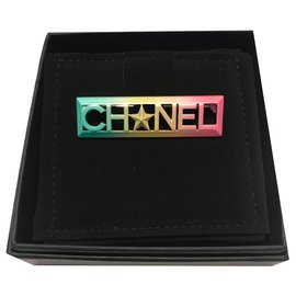 Chanel-Spilla Chanel Multicolore , Nuovo mai usato-Multicolore
