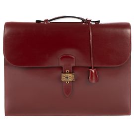 Porte-Documents hermès Sac à dépêches en cuir box bordeaux en très bon état ! Bordeaux