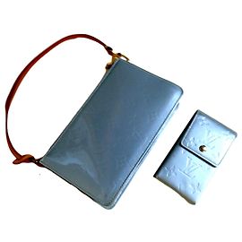 Louis Vuitton, Louis Vuitton azul claro gris Vernis Lexington Pochette Azul claro