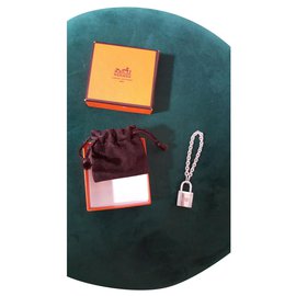 Hermès-Taschenanhänger-Silber