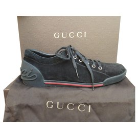 Gucci-Gucci p sneaker 39 1/2-Black