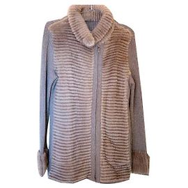 Autre Marque Wunderschöne Kaschmirjacke und praktischer Nerz Taupe