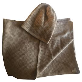 Bufanda Hermès de cachemir logo H beige Beige