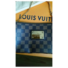 Louis Vuitton-Eva-Marrom
