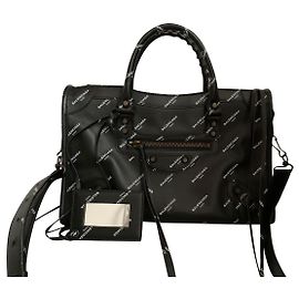 Balenciaga Cidade clássica Preto
