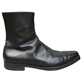 Prada p men's boots 42,5 Black