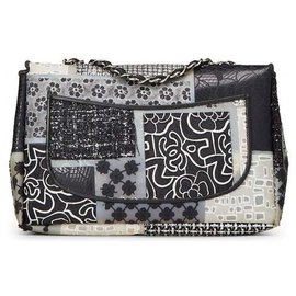 Chanel-Chanel Classic Jumbo nuovo in patchwork di PVC, pelle e tweed-Multicolore